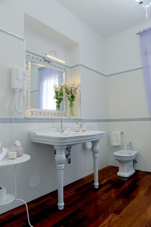 Il Giardino Delle Jacaranda Bed & Breakfast Talsano Cameră foto
