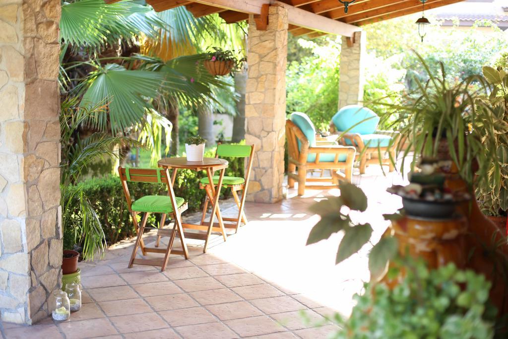 Il Giardino Delle Jacaranda Bed & Breakfast Talsano Exterior foto