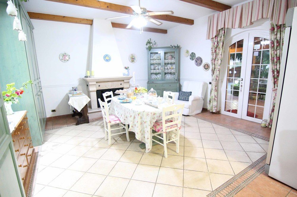 Il Giardino Delle Jacaranda Bed & Breakfast Talsano Exterior foto